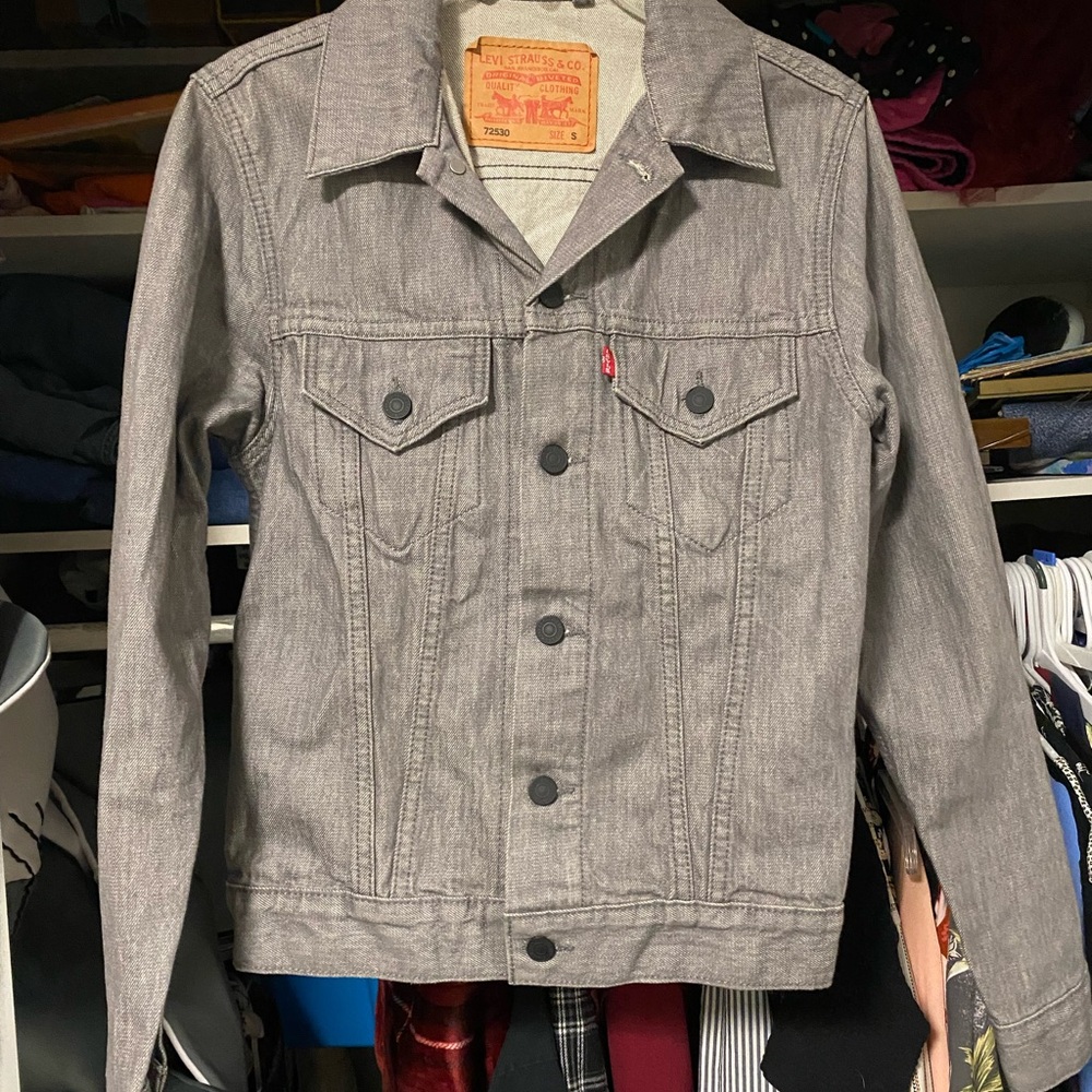 Levi's Gray Button-Up Denim Jacket